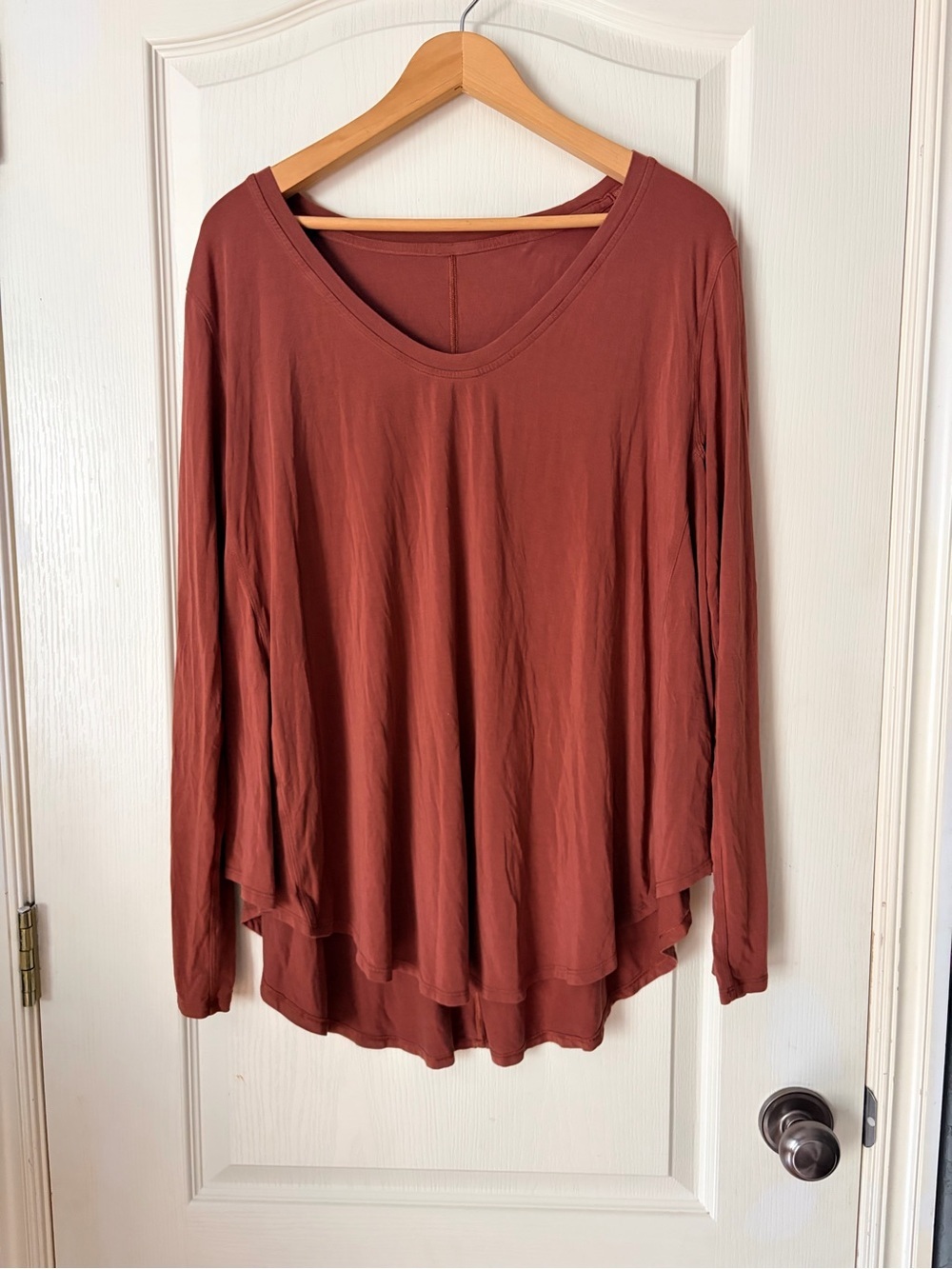 Lululemon Up for Down Time Long Sleeve,
Dark Terracotta, size 10 - Picture 4 of 11